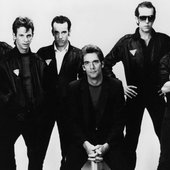 Huey Lewis & The News