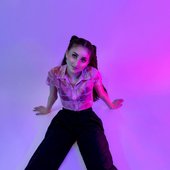 Photo 3 from 'Mirrors' photoshoot