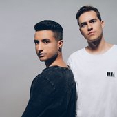  Loud Luxury