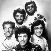 Frankie-Valli-his-Four-Seasons--e1599817797294.jpg