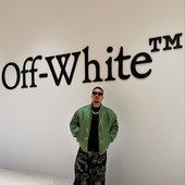 OFF-WHITE