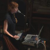 holly-herndon-web2.jpg