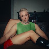 I just don't think I'll make it over you. - Single