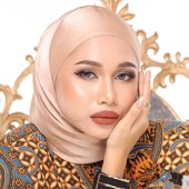 IMAN TROYE