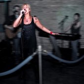 Photo By: Douglas Lowry