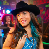 gabi-saiury-clipe-boiadeiro-e-maloqueiro-youtube.png