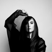 Louise Burns.jpg