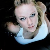 Photo by Boris Undorf