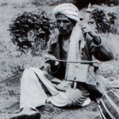 Mohammad Naïm Mazari playing richak