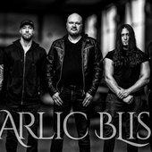 Sarlic Bliss (Ger) - members.jpg