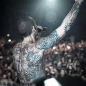 Chester Bennington [120]