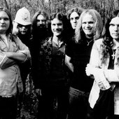 Lynyrd-Skynyrd-bw-photo-1975-billboard-a-1548.jpg