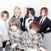 118061-ameinoru-group-photo.jpg