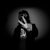 t1ng0 “in the dark”
