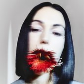 Kelly Lee Owens