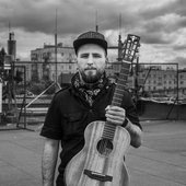 OSTRAV + CRAFTER GUITARS.jpg