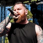 02-James-Buddy-Nielsen-of-Senses-Fail-april-2017-a-billboard-1500-compressed.jpg