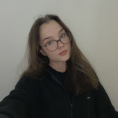 caxarovaa 的头像