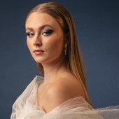 Kristin Sesselja for "Óbyggðir"
