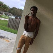 YNW SakChaser