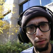 Zu @ workplace w headphones cigarette