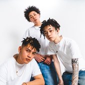 Yella-Flat-Boys.jpeg