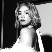 eva noblezada