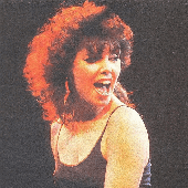 pat-benatar-performing-in-the-80s-v0-av3mgu1f4b8d1.png