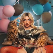 Kesha, the Barefoot Baddie From Tennessee