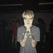Luvsematary 的头像