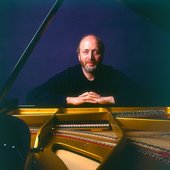 601d4dc66d20203af823b252_EricGrandPiano.jpg
