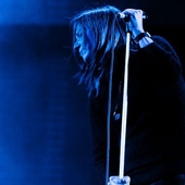 Live, 2011 (02)