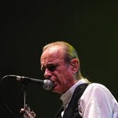 Quo in Budapest, Francis Rossi