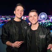 birthdayy-partyy-edc-vegas-fest-2018-billboard-1548.jpg