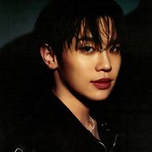 [SCAN] 1st Look Magazine