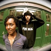 Mills & Mo