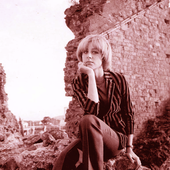 christine-pilzer-french-ye-ye-singer.png
