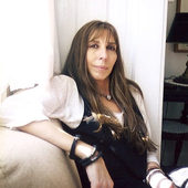 Betsy Pecanins