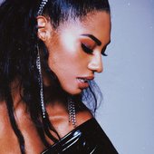 Nia