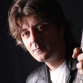Damir Lipošek – Kex - Prljavo Kazalište - (solo gitara, akustična gitara) 1989. – 2001., 2013. do danas