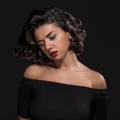 Khatia-Buniatishvili-20663659_1632806440105538_6033058388812516896_n.jpg