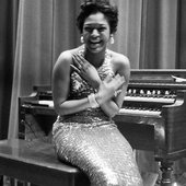 Shirley Scott 3.jpg