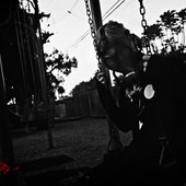 casxuls gas mask on swings