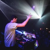 CR3WFX | 2018
