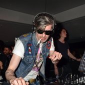 kavinsky djing