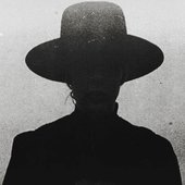 hat woman
