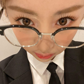rebequy 的头像
