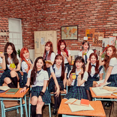 PRISTIN '𝑺𝑪𝑯𝑿𝑿𝑳 𝑶𝑼𝑻'