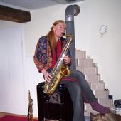 Venus playing a hot Sax