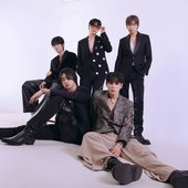 2z 4th Single Playground